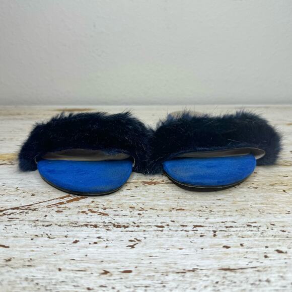 Raye Sawtelle Faux Fur Slides 6.5 - Picture 4 of 9